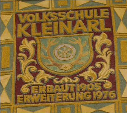 Schulwappen00-01.jpg (49063 Byte)
